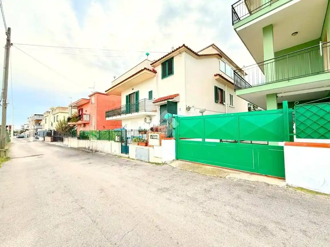 Appartamento in vendita a Bacoli