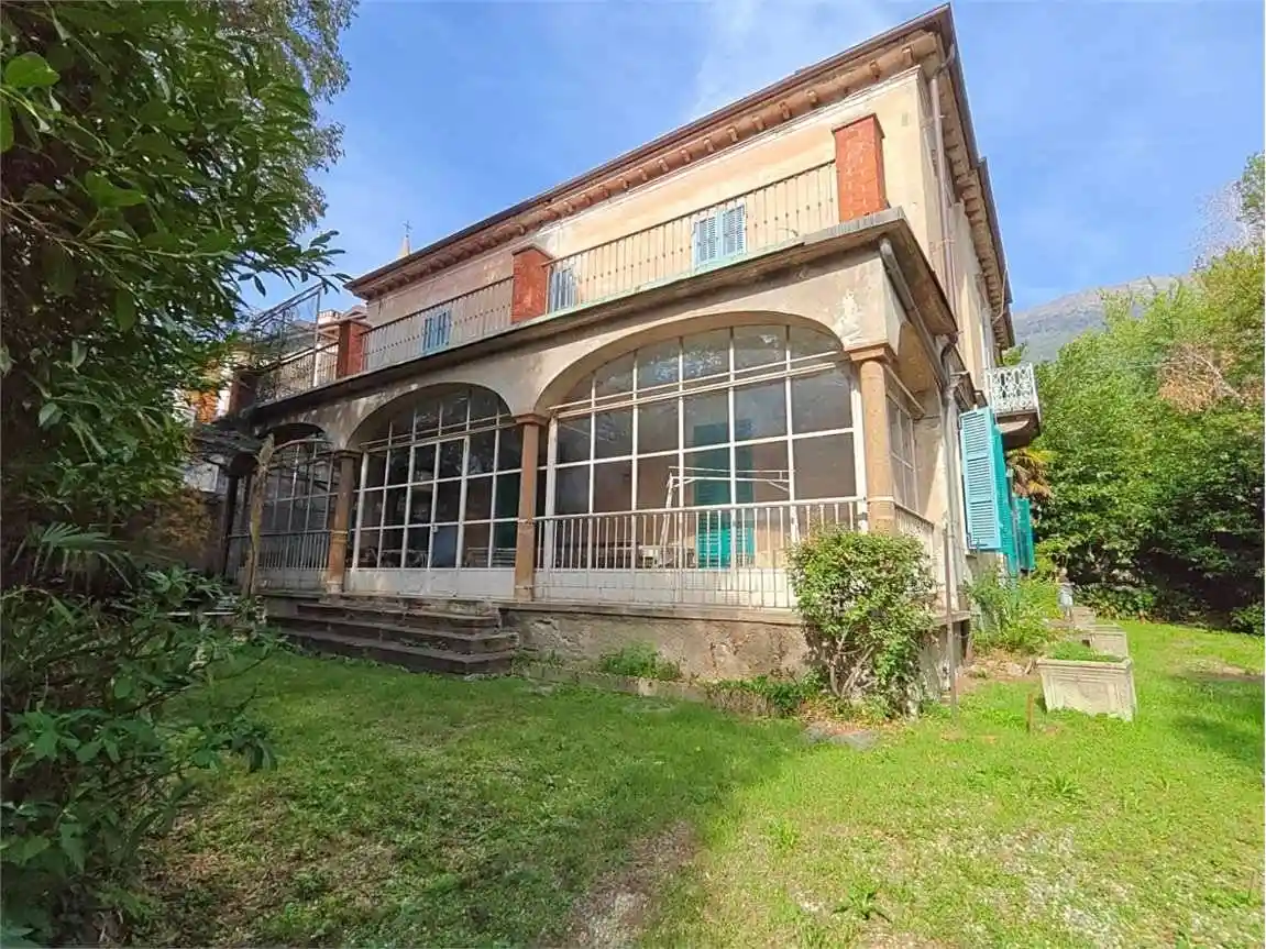 Villa in vendita a Settimo Vittone
