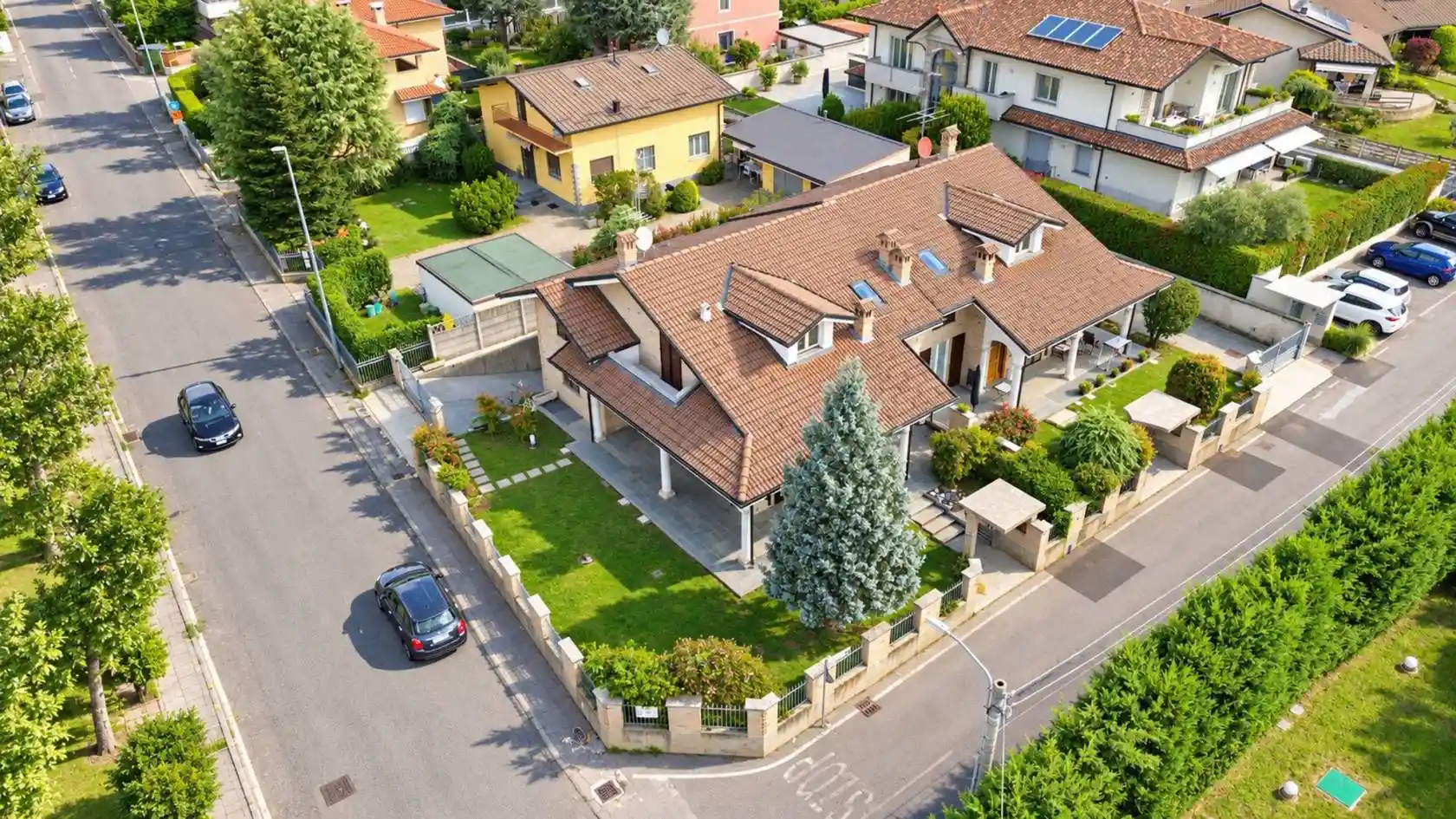 Villa in vendita a Lazzate
