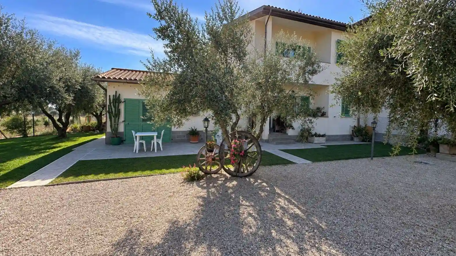 Villa - foto 2