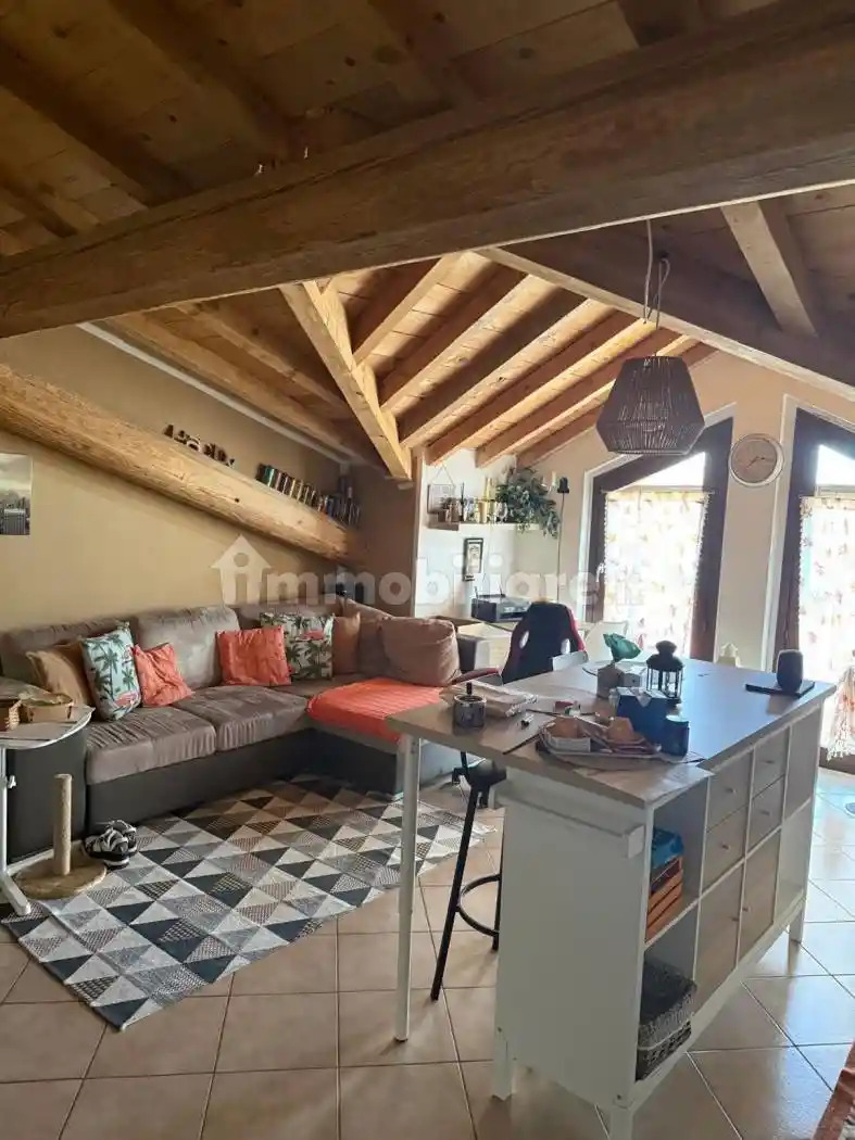 Appartamento in affitto a Filighera
