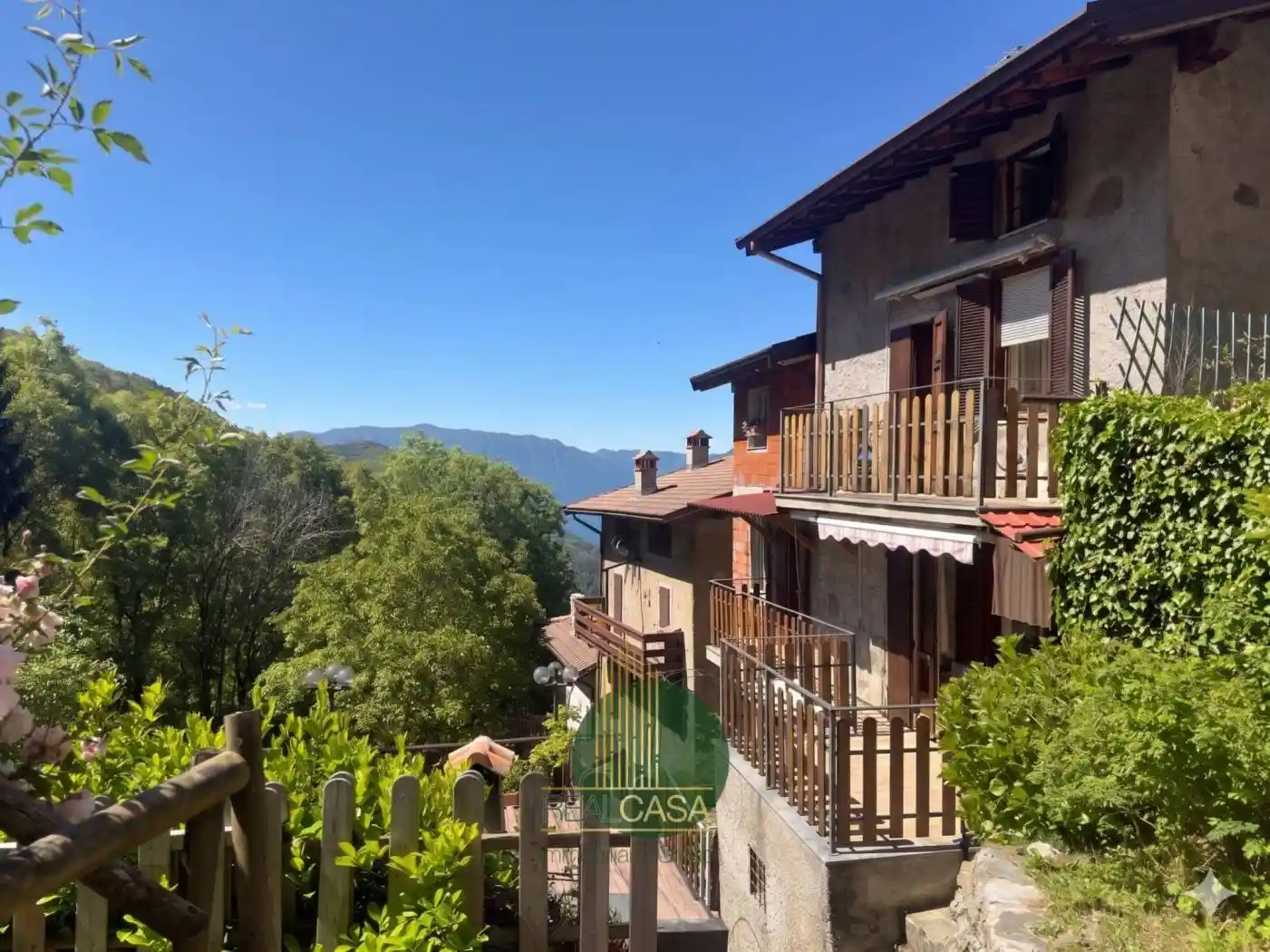 Casa indipendente in vendita a Bellano