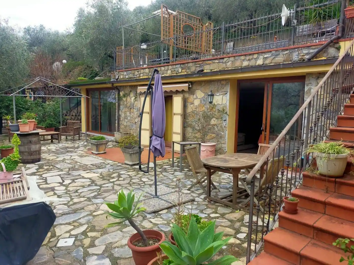 Villa in vendita a Castellaro