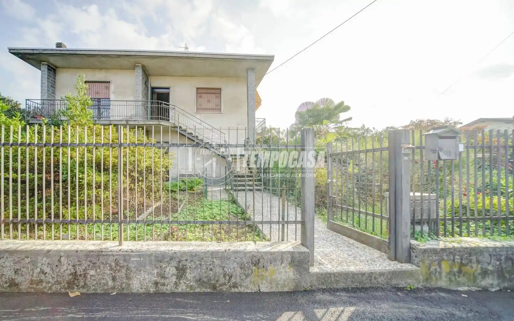 Villa in vendita a Jerago con Orago