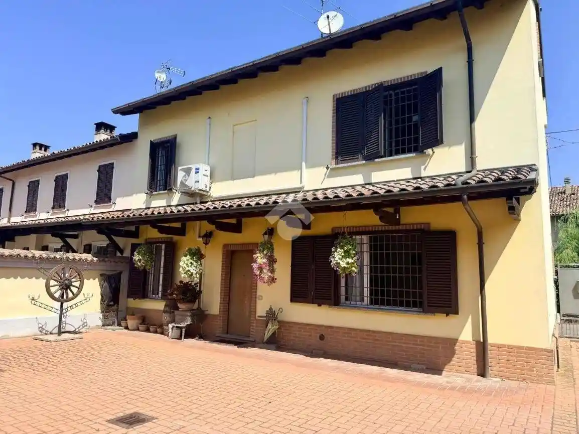 Casa indipendente in vendita a Molino dei Torti