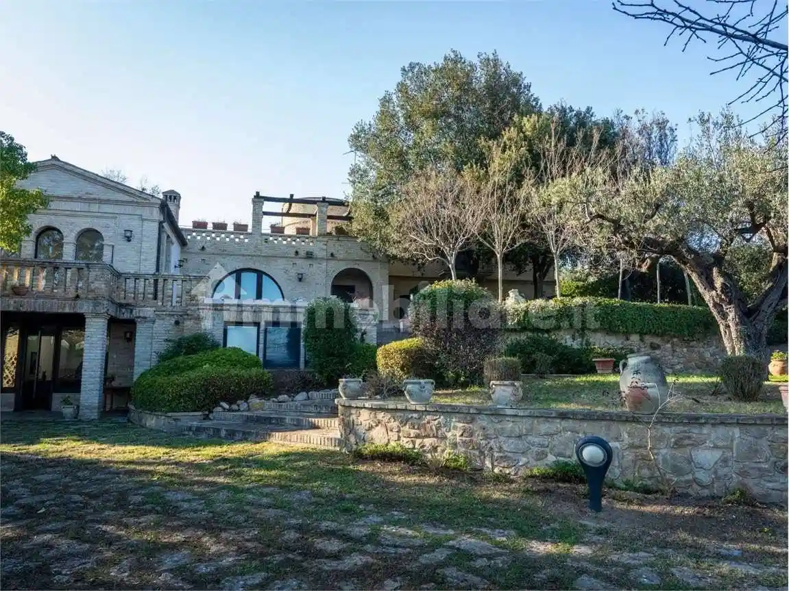 Villa in vendita a Santa Maria Imbaro