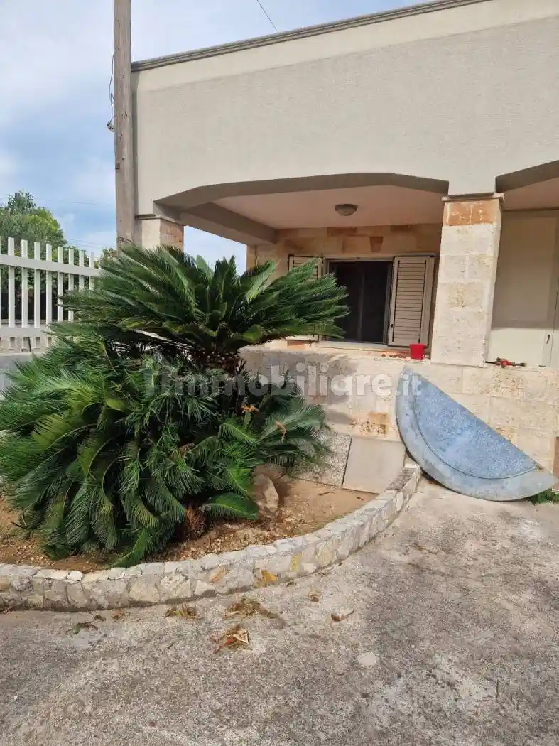 Villa in affitto a Latiano