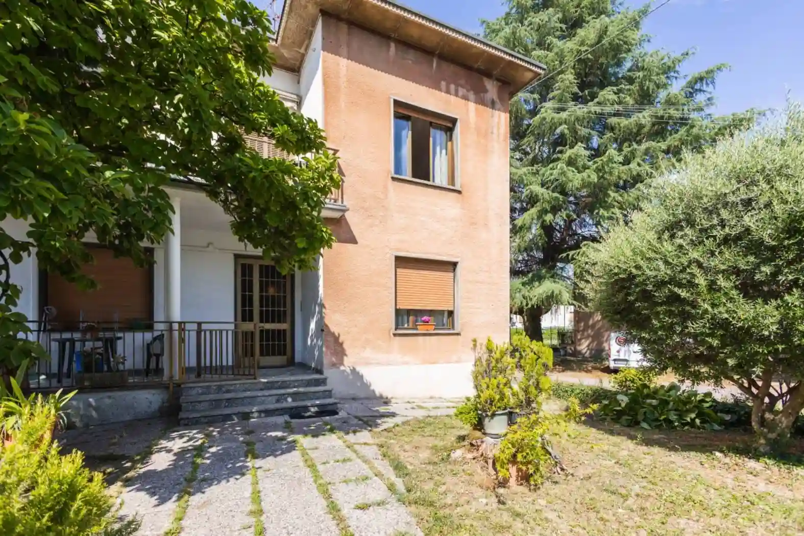 Villa - foto 2