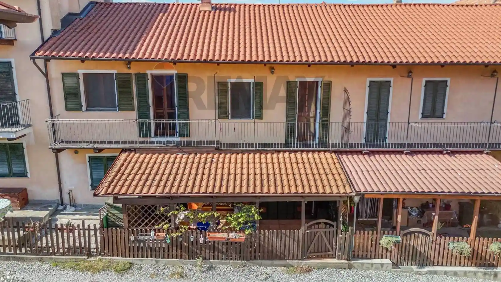 Casa indipendente in vendita a Benna