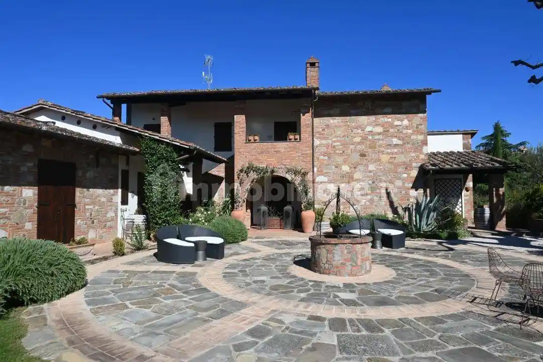 Rustico - Casale in vendita a Città della Pieve
