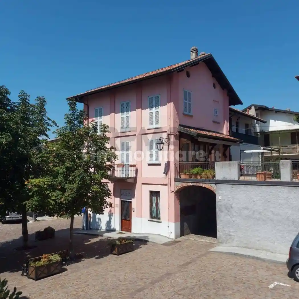 Appartamento in vendita a Gemonio