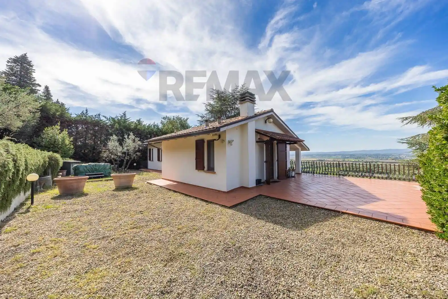 Casa indipendente in vendita a Arezzo