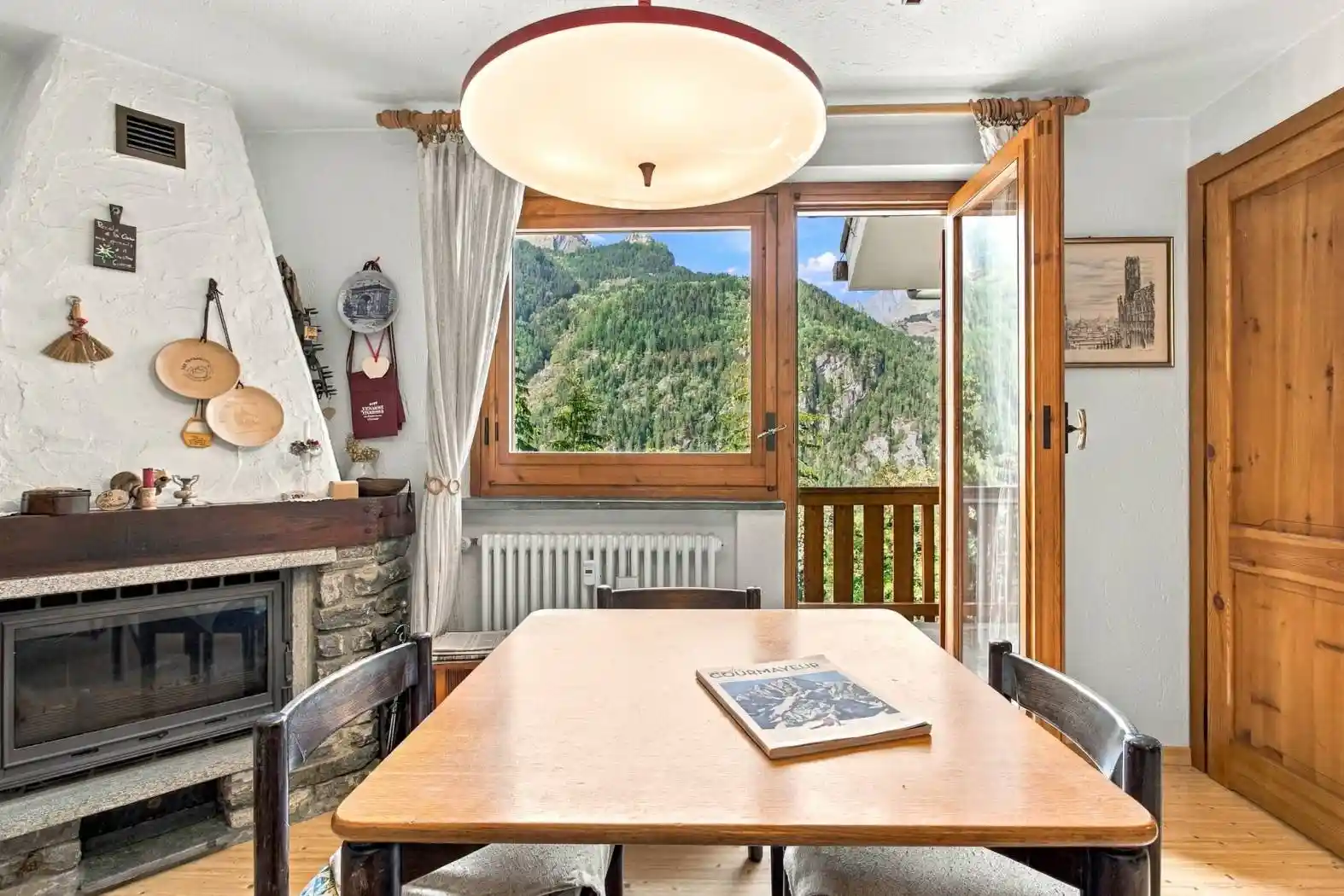 Appartamento in vendita a Courmayeur