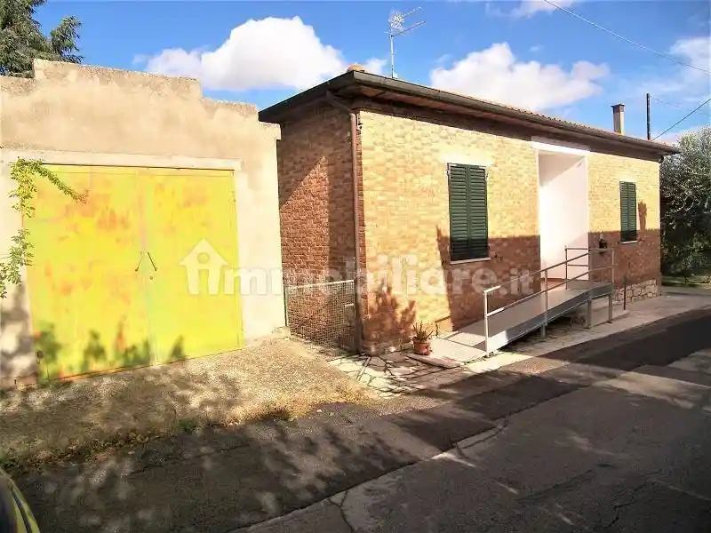 Casa indipendente in vendita a Torrita di Siena
