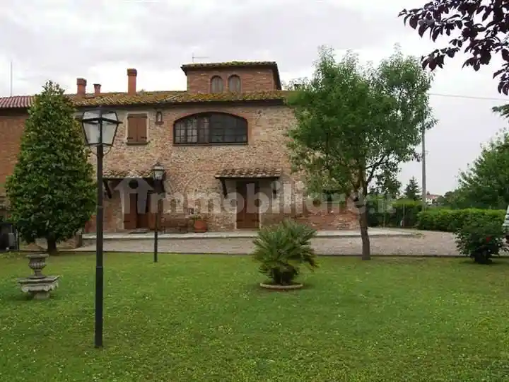 Rustico - Casale in vendita a Sinalunga