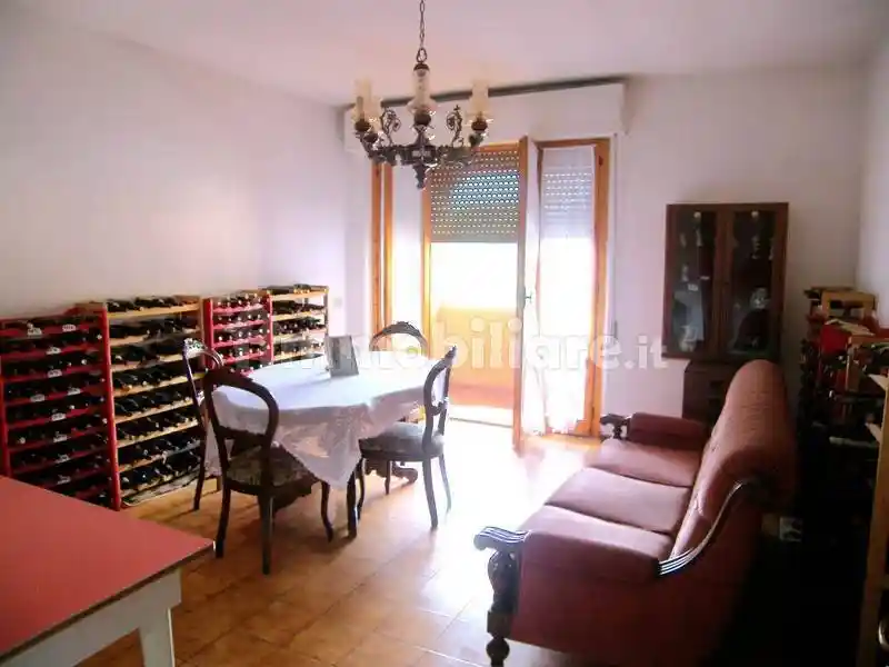 Appartamento in vendita a Sinalunga