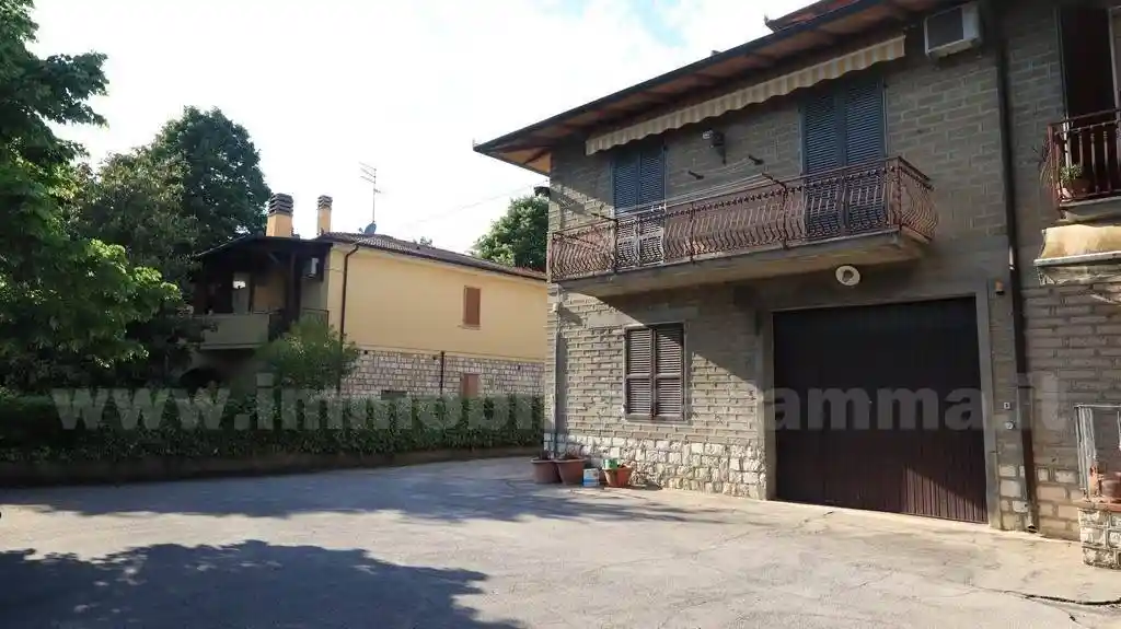 Villa in vendita a Sinalunga