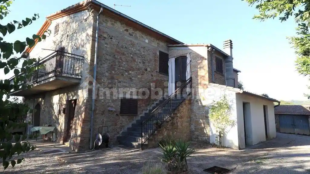 Rustico - Casale in vendita a Città della Pieve