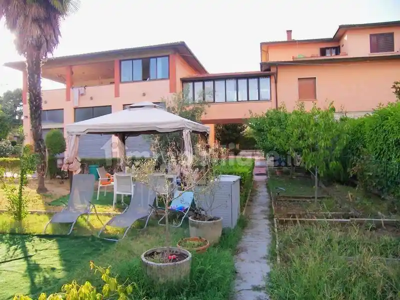 Villetta a schiera in vendita a Sinalunga