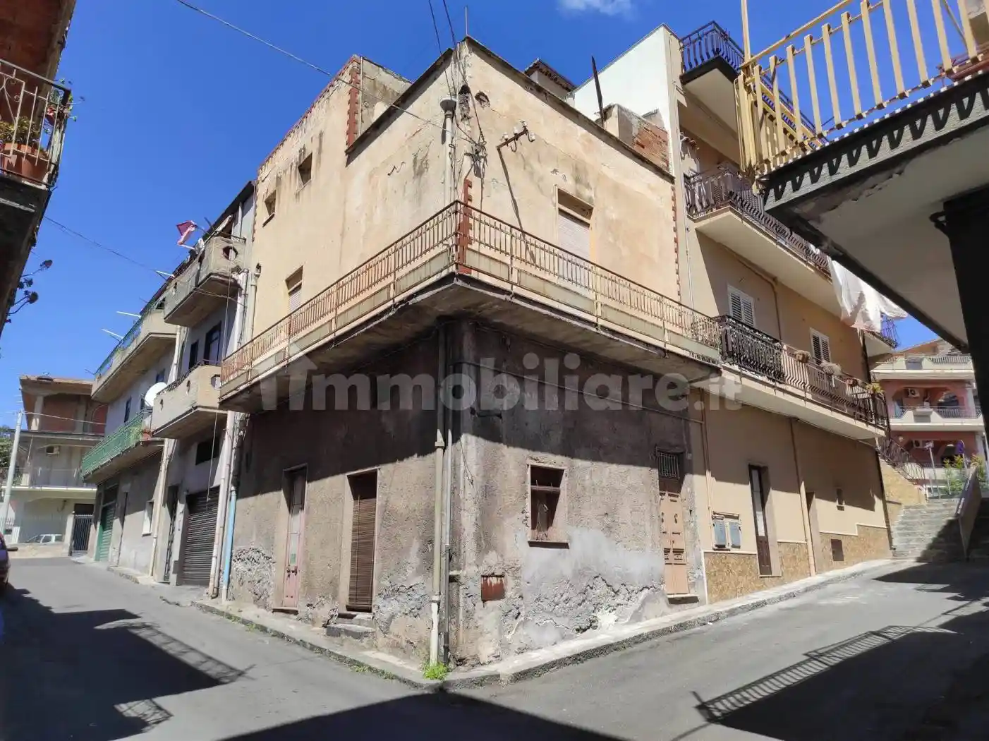 Casa indipendente in vendita a Biancavilla