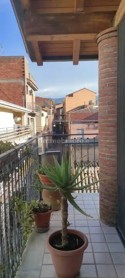 Casa indipendente in vendita a Biancavilla