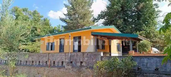 Villa in vendita a Biancavilla
