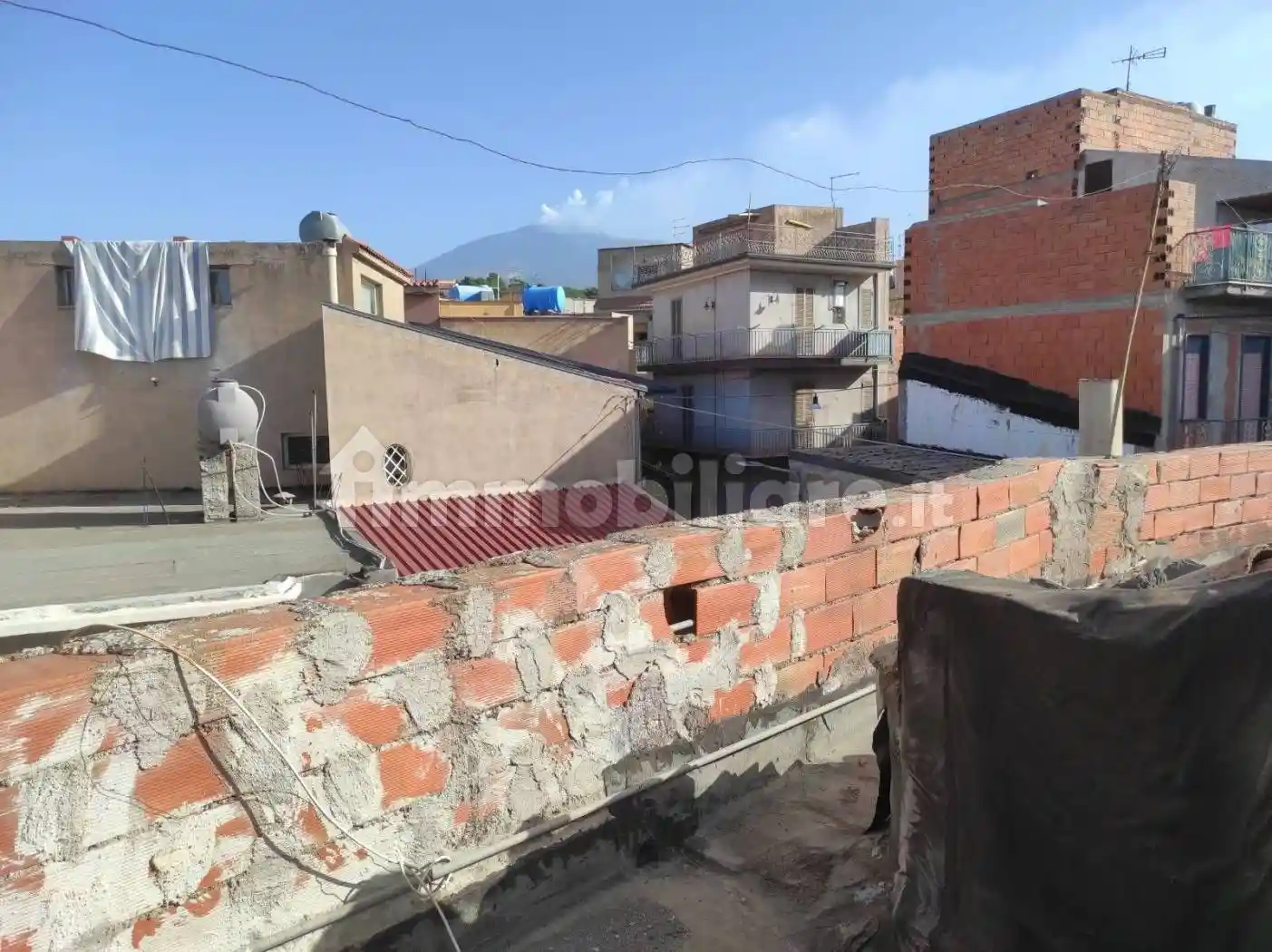 Casa indipendente in vendita a Biancavilla