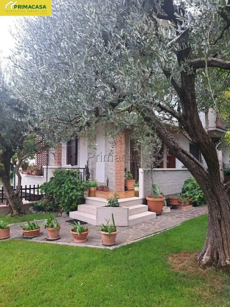 Villetta a schiera in vendita a Povegliano Veronese