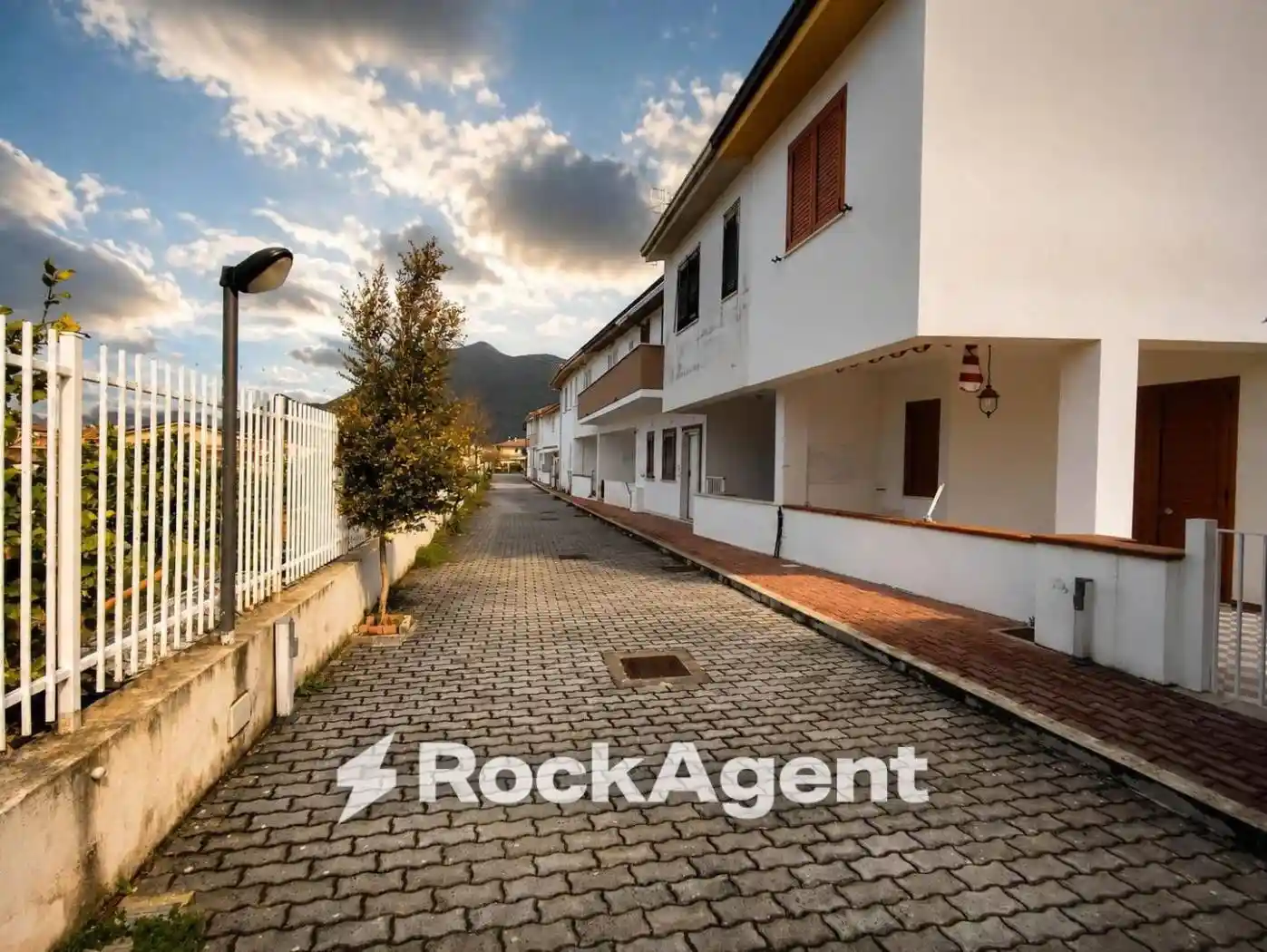 Villetta a schiera in vendita a Tortora