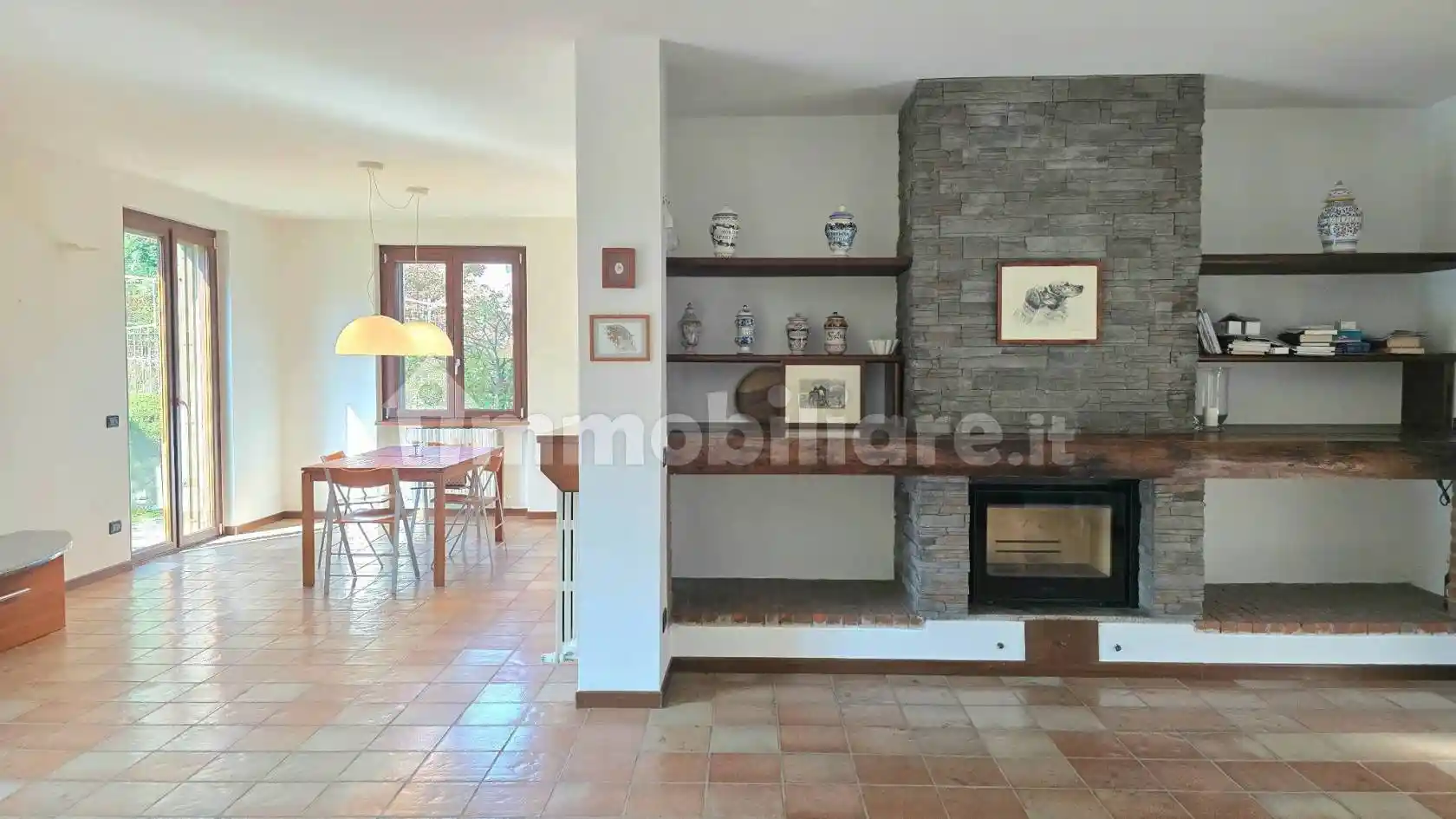 Villa in vendita a Montano Lucino