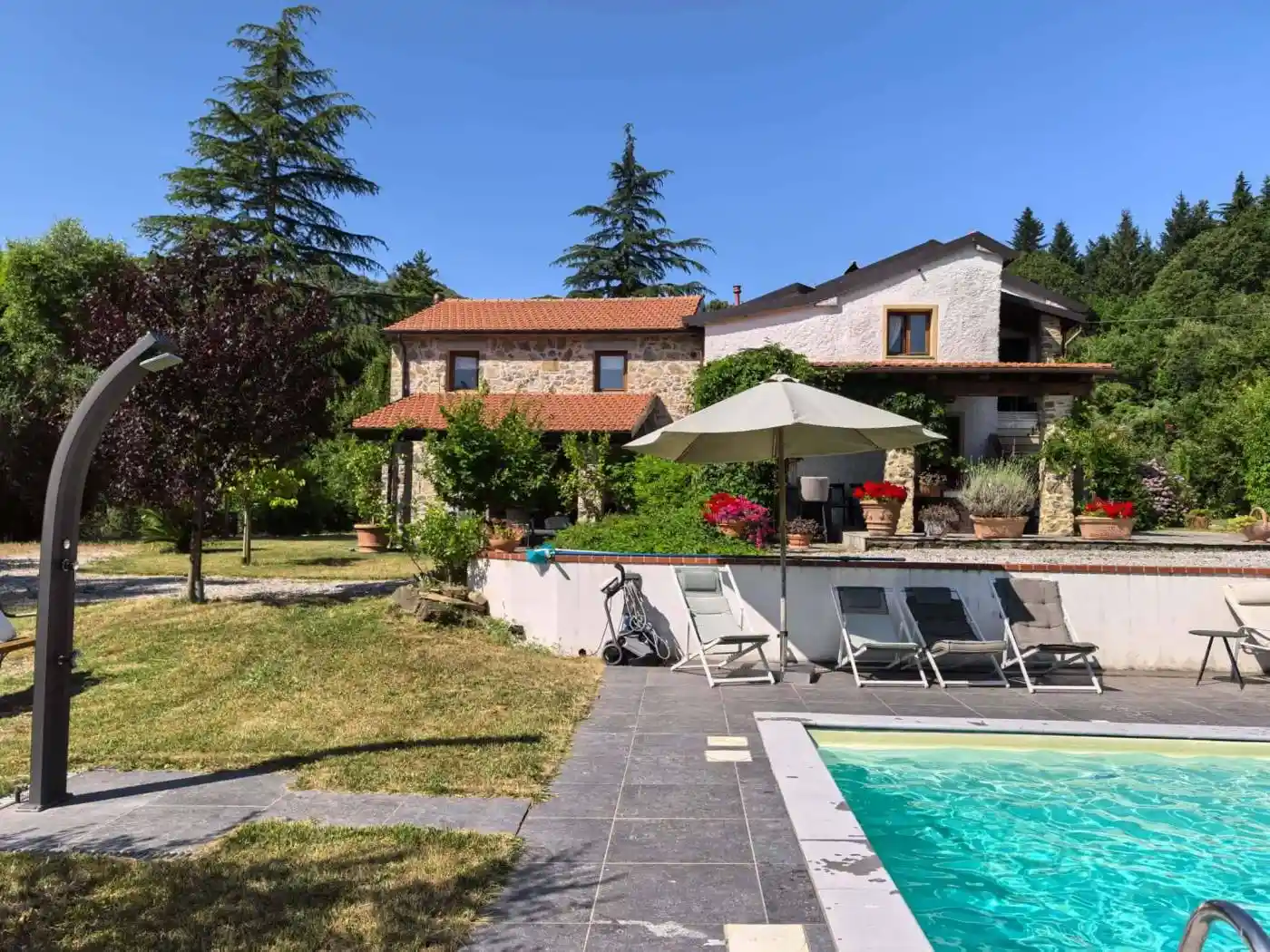 Appartamento in affitto a Fosdinovo
