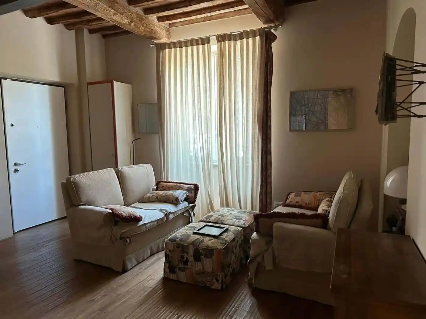 Appartamento in affitto a Carrara