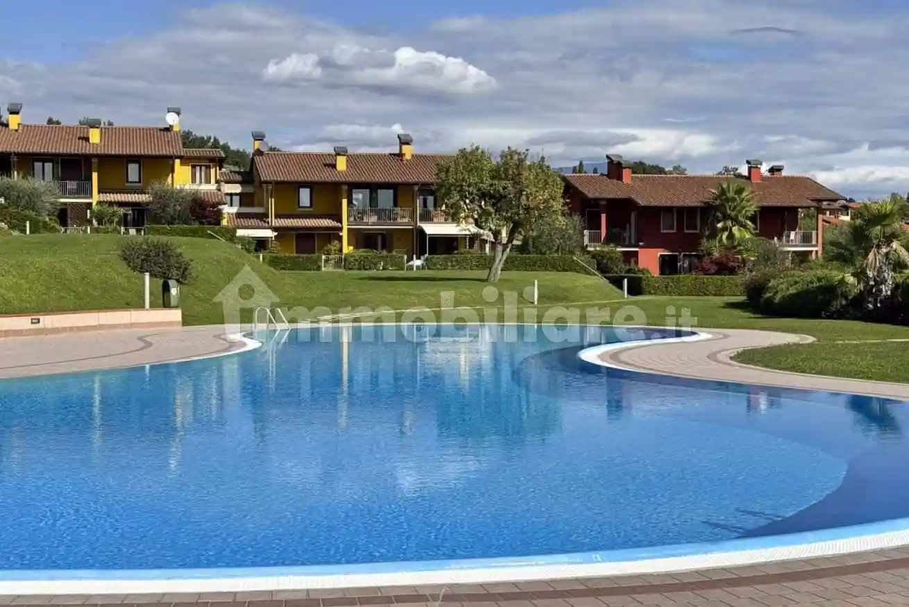 Appartamento in affitto a Padenghe sul Garda