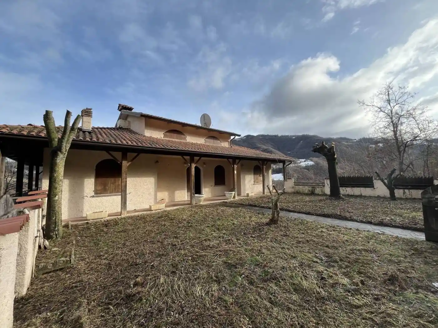Villa in vendita a Neviano degli Arduini