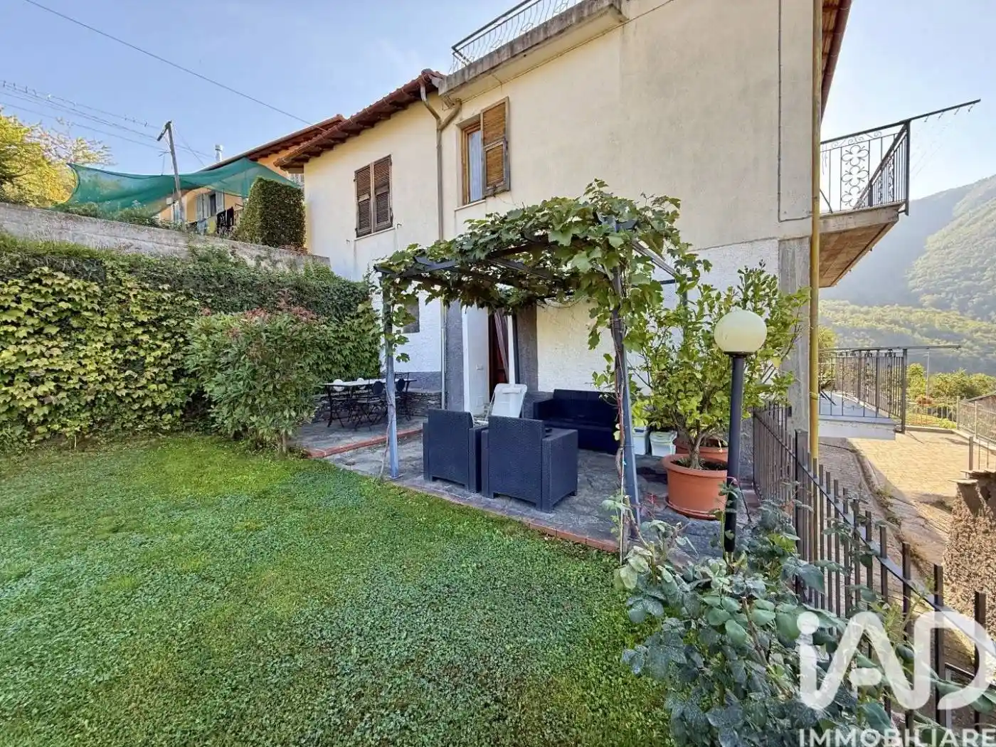 Appartamento in vendita a Pieve di Teco