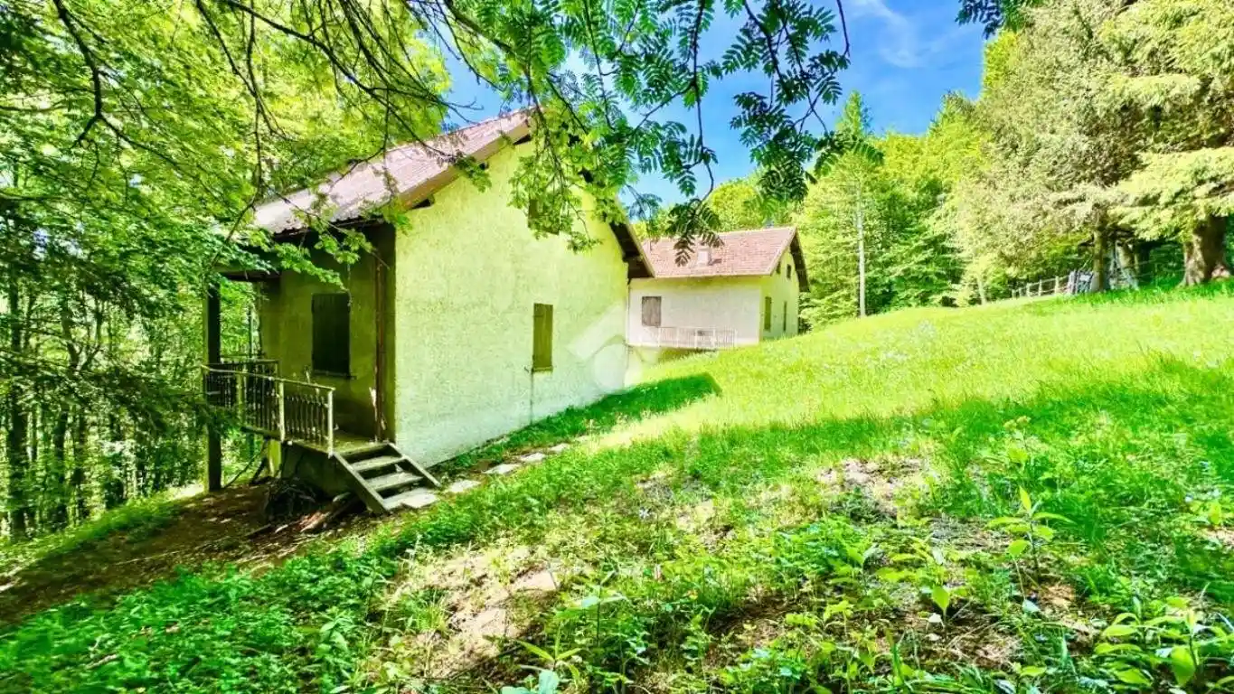 Casa indipendente in vendita a Cabella Ligure