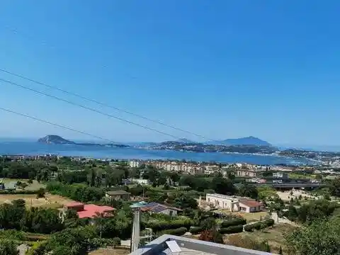 Appartamento in vendita a Pozzuoli