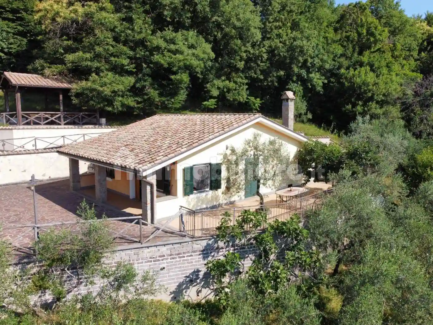 Villa - foto 2