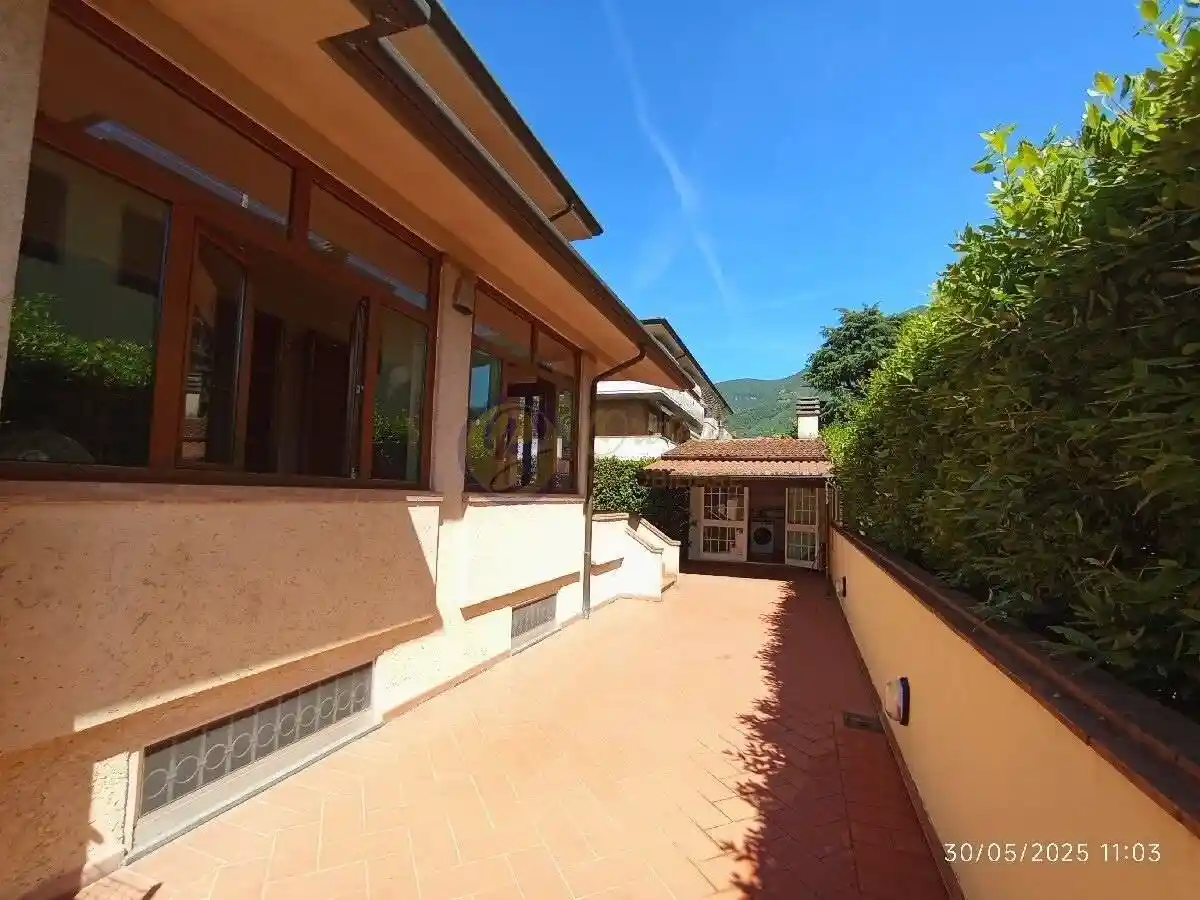 Villa in vendita a Camaiore