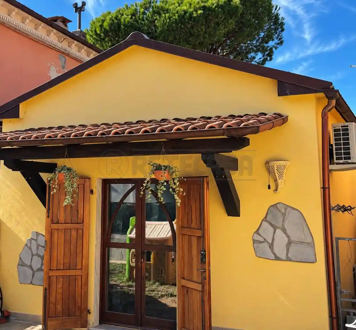 Villa in vendita a Massa