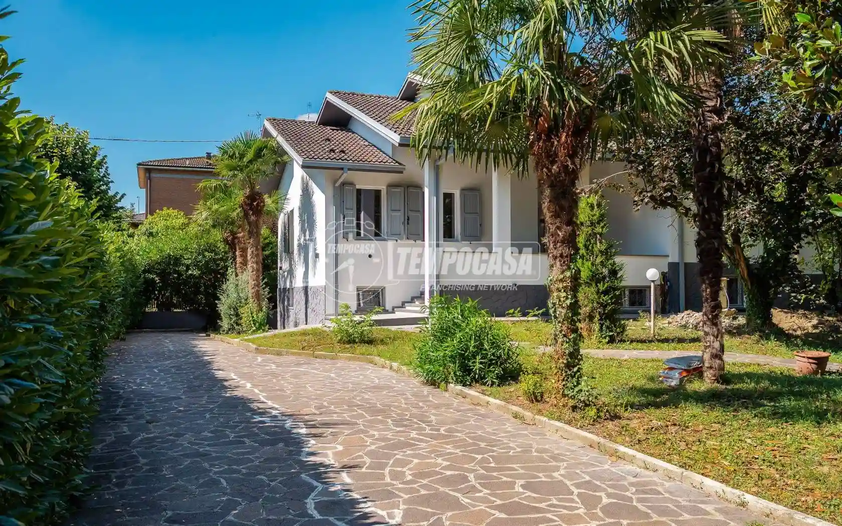 Villa - foto 2