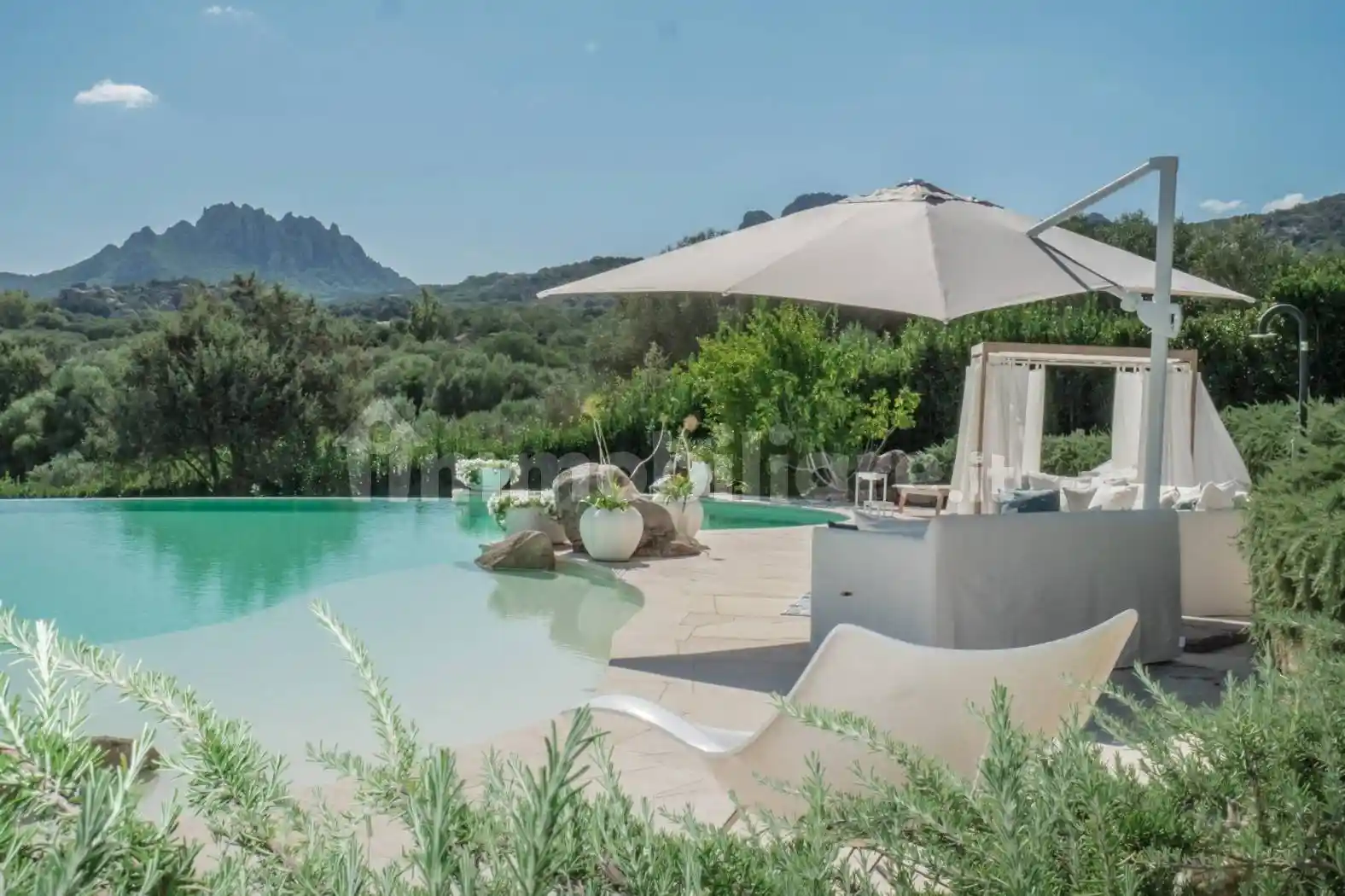 Villa in affitto a Olbia