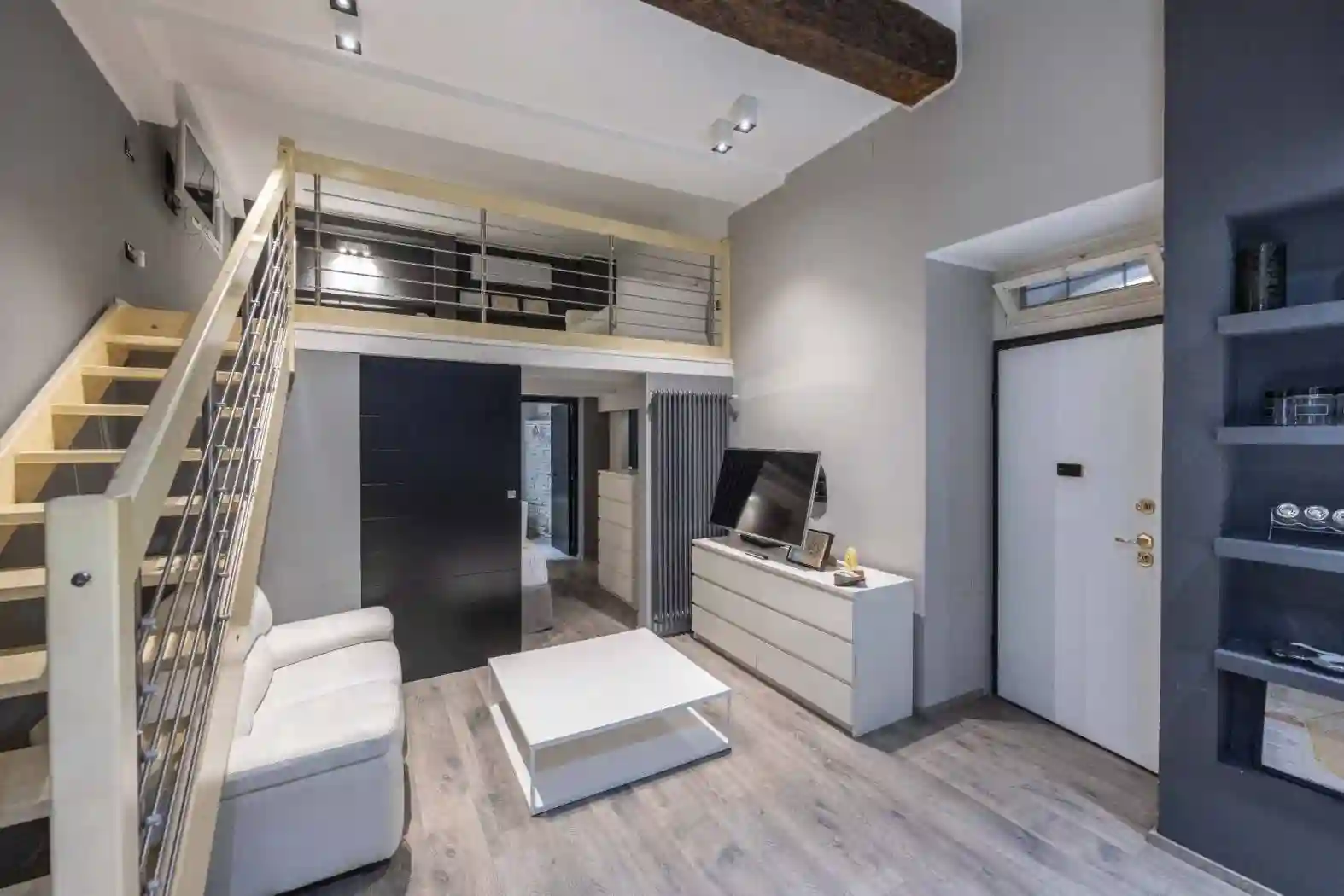 Loft - foto 4