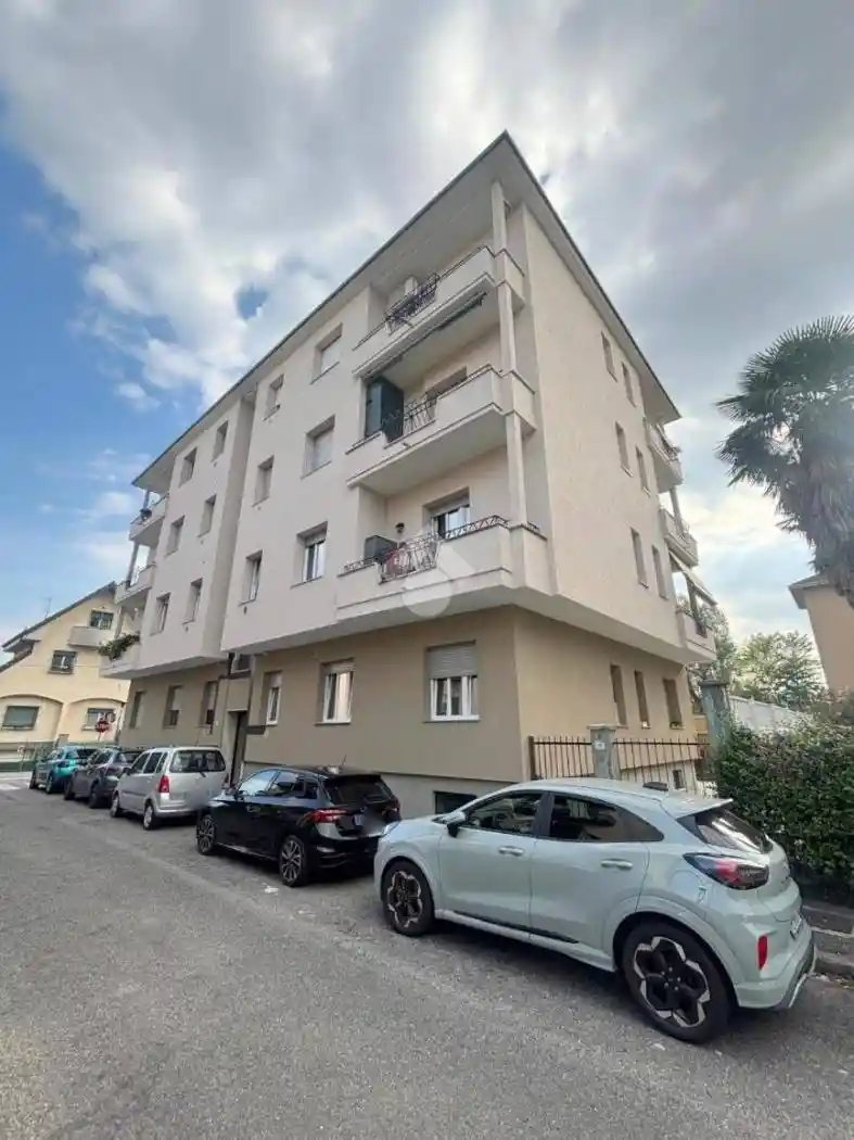 Appartamento in vendita a Rho