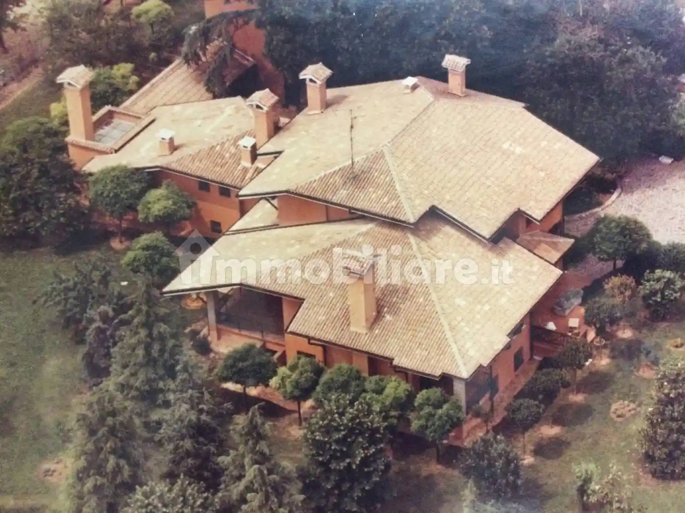 Villa in vendita a Mantova