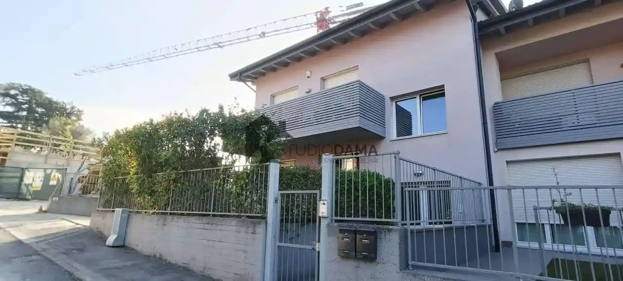 Villa in vendita a Desenzano del Garda