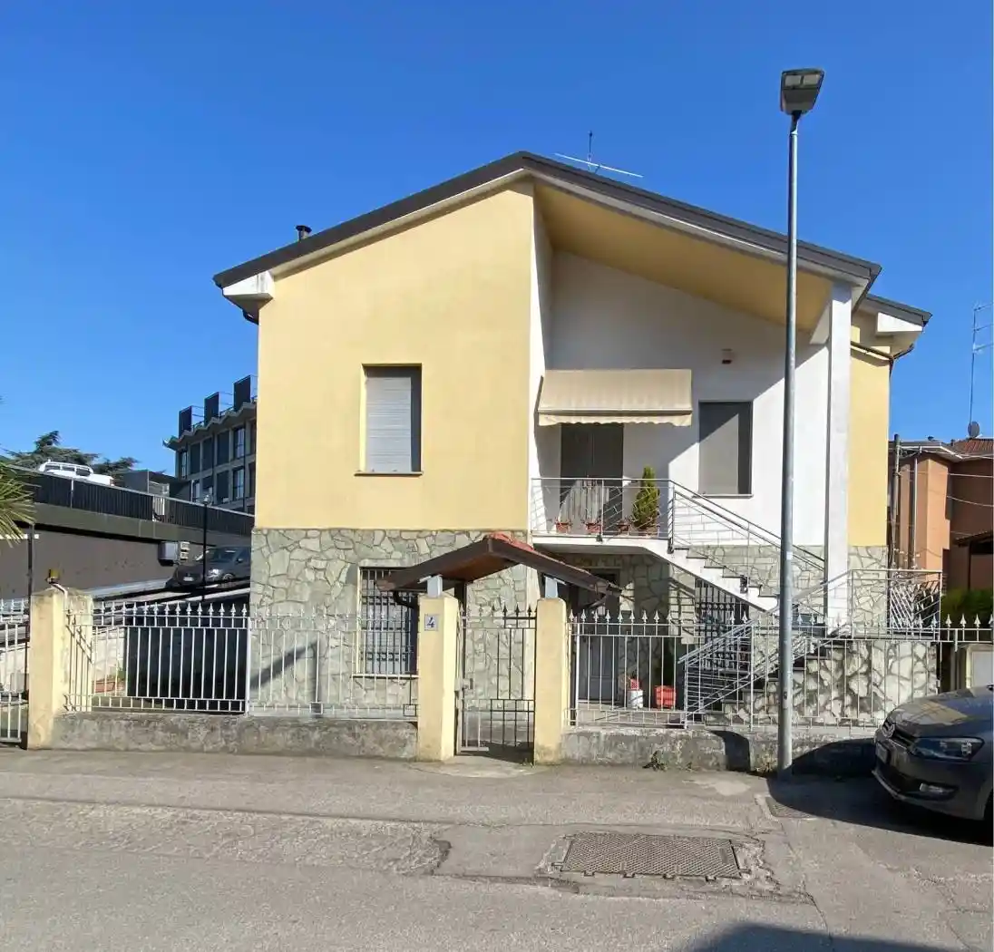 Villa in vendita a Parma