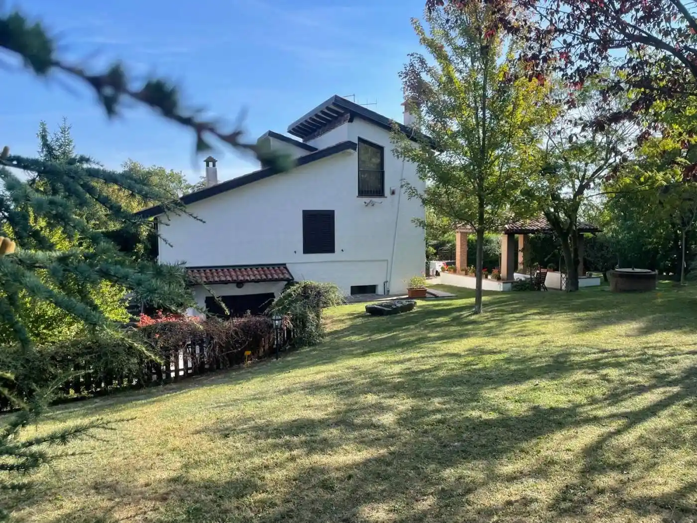 Villa in vendita a Gazzola