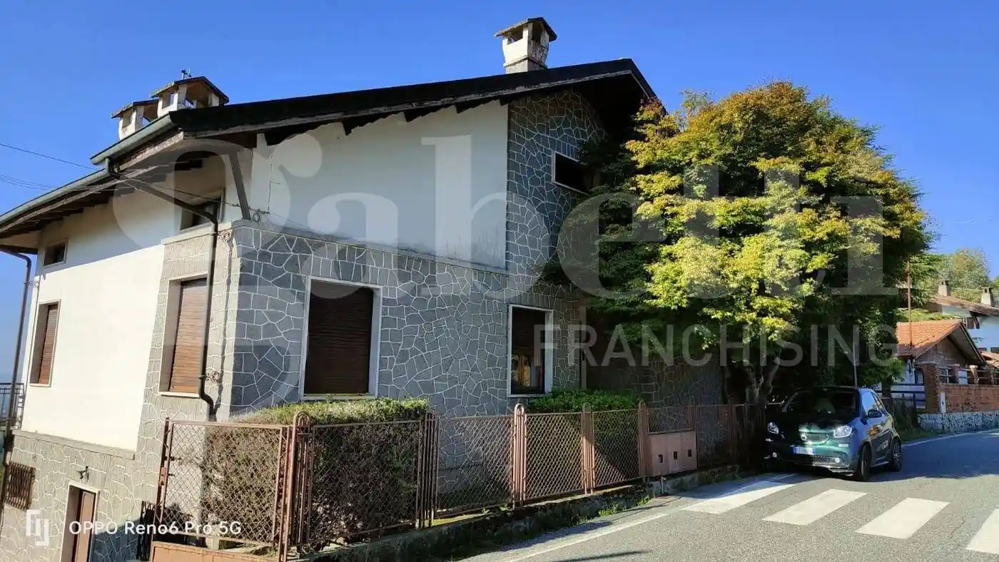 Villa in vendita a Pettinengo
