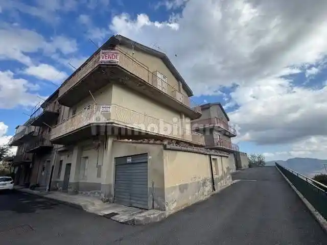 Casa indipendente in vendita a Troina